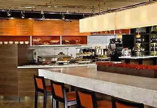 Courtyard By Marriott Las Vegas Convention Center Hotel