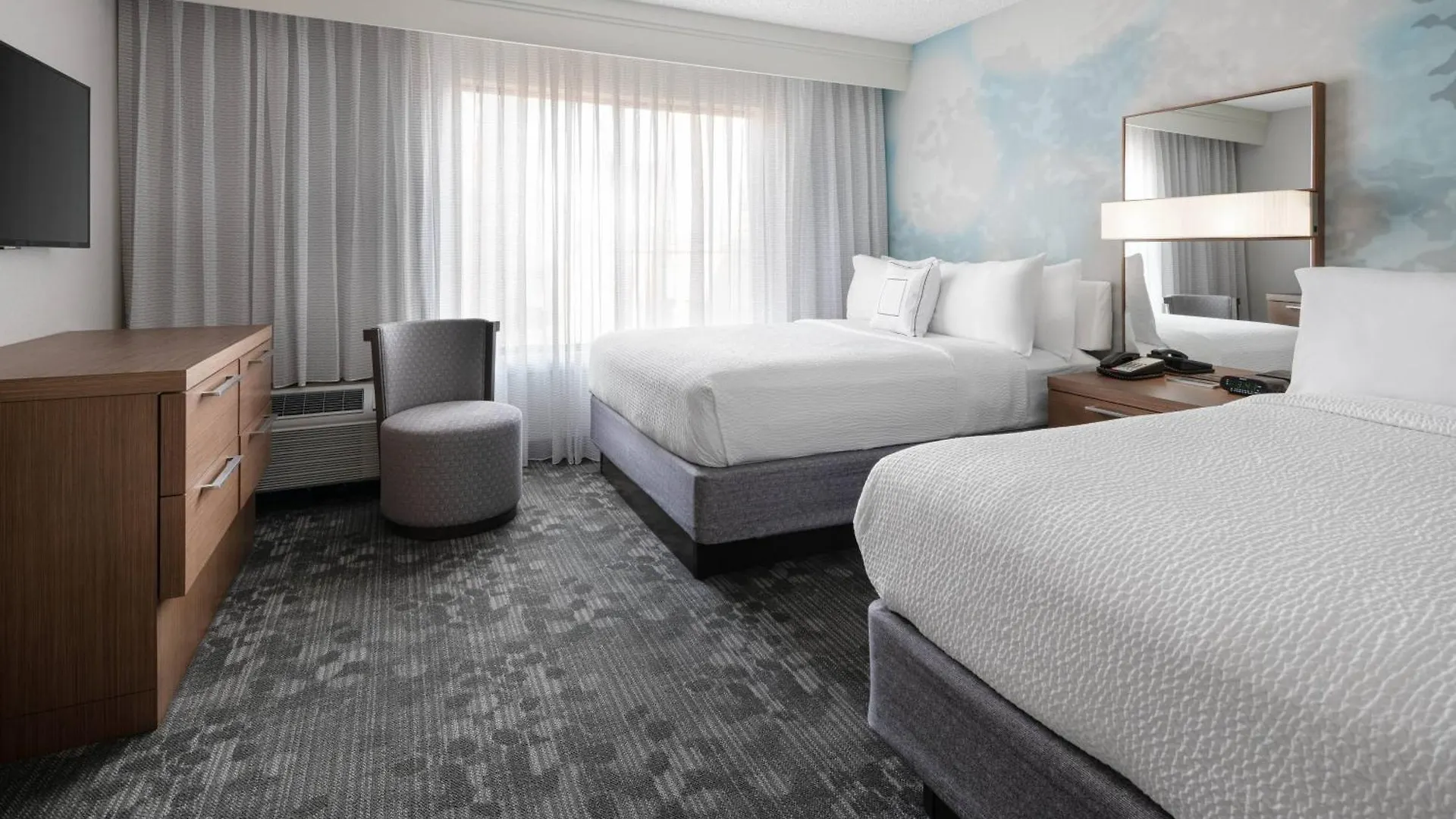Courtyard By Marriott Las Vegas Convention Center Hotel