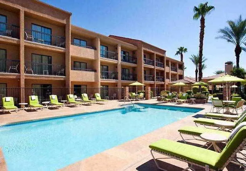 Courtyard By Marriott Las Vegas Convention Center