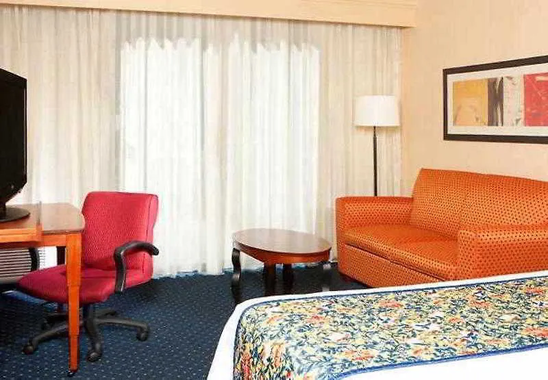 Hotel Courtyard By Marriott Las Vegas Convention Center